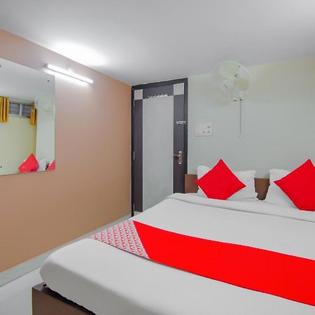 Hotel O Lindsay Inn Guest House Bara Bazar Экстерьер фото