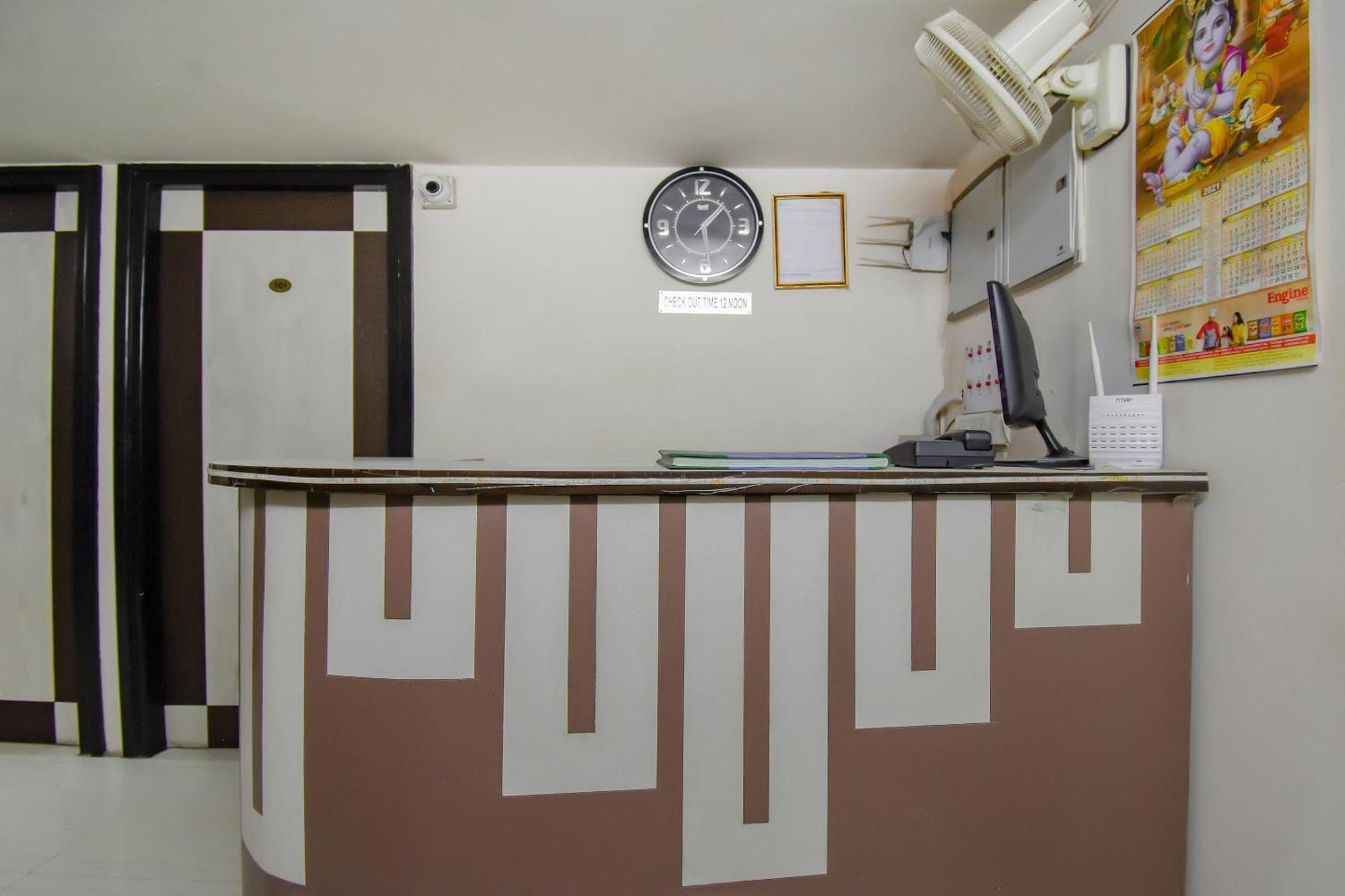 Hotel O Lindsay Inn Guest House Bara Bazar Экстерьер фото