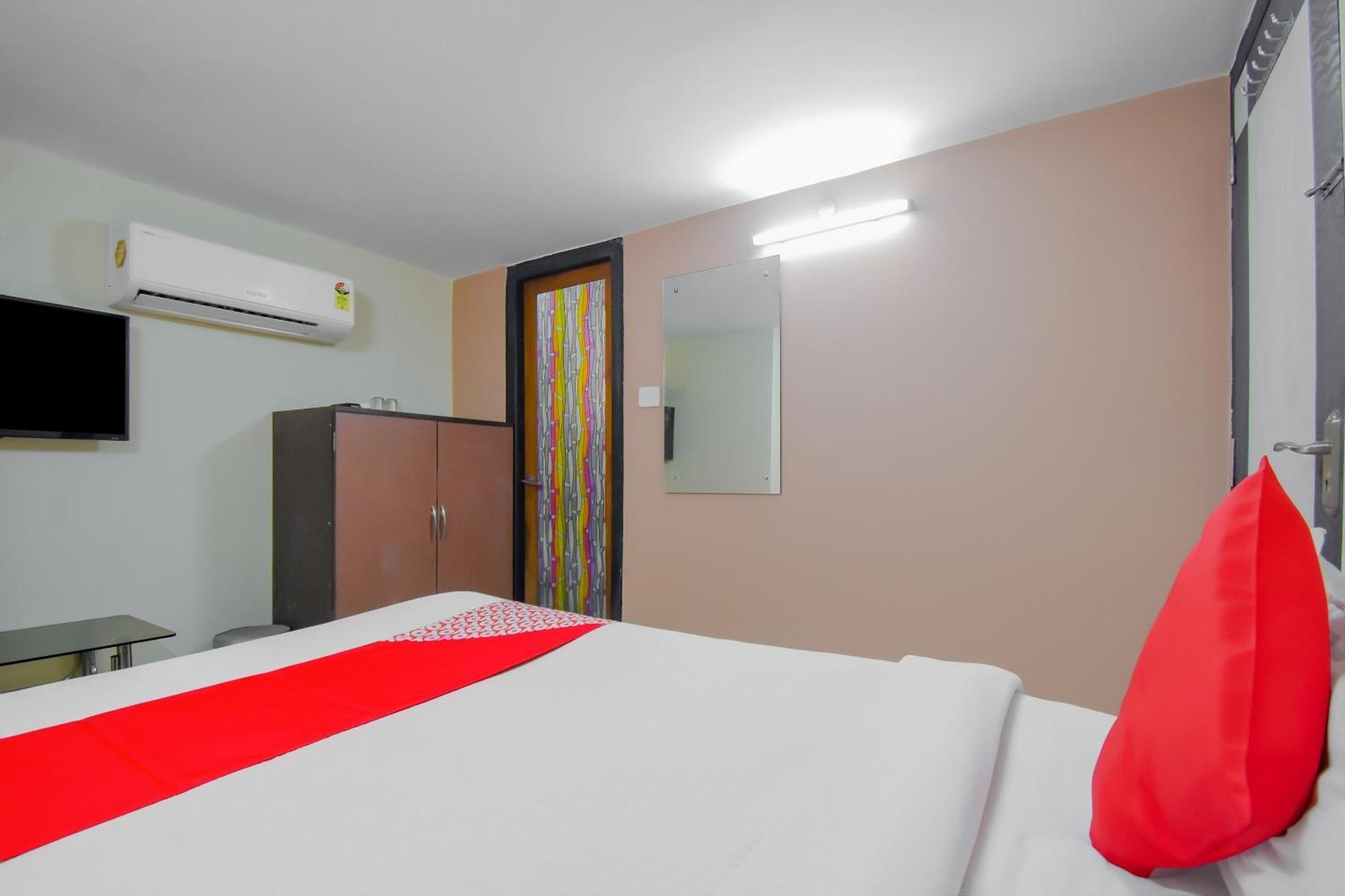 Hotel O Lindsay Inn Guest House Bara Bazar Экстерьер фото