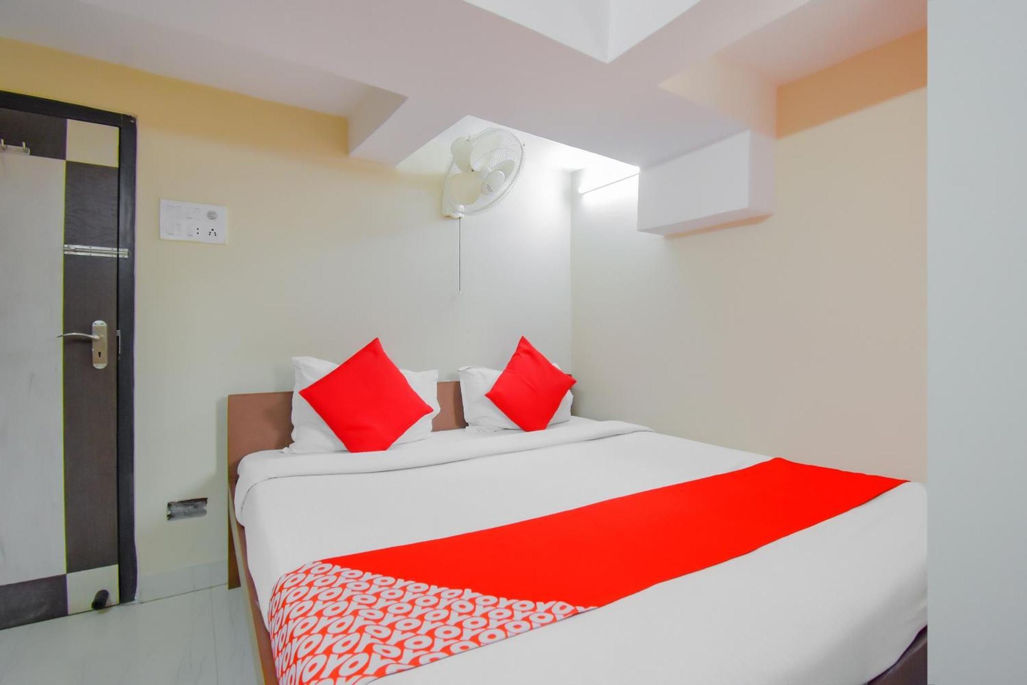 Hotel O Lindsay Inn Guest House Bara Bazar Экстерьер фото