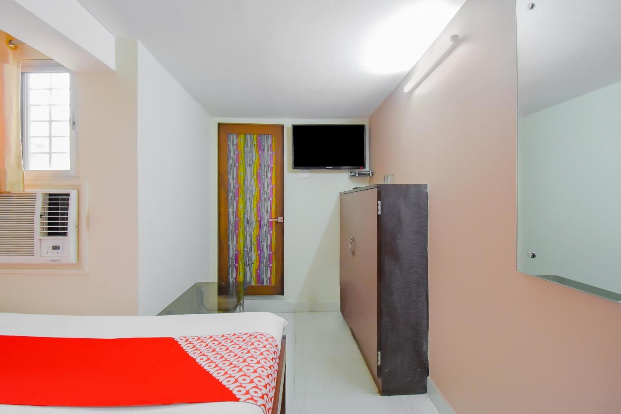 Hotel O Lindsay Inn Guest House Bara Bazar Экстерьер фото